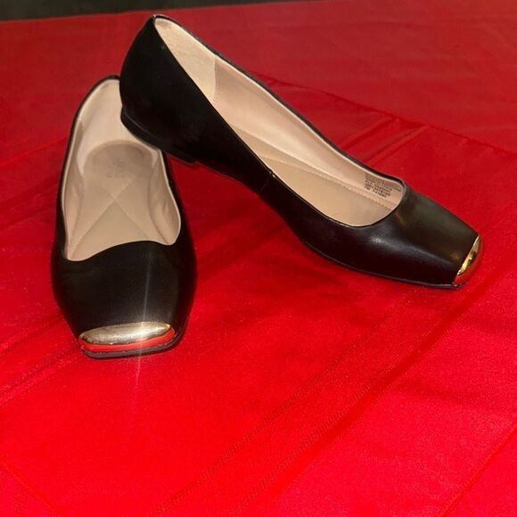 Alfani Step Flex Black and Gold Flats Square Toe Comfort Size 7 - Picture 1 of 10